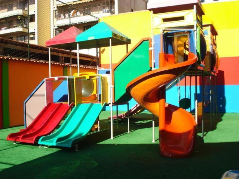 - 3 Quartos - 1127